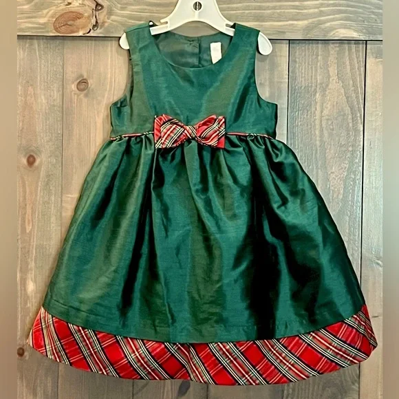 green christmas dress 4t Green Hawaiian Dress – Zessie Mae Childrens Boutique main image 1
